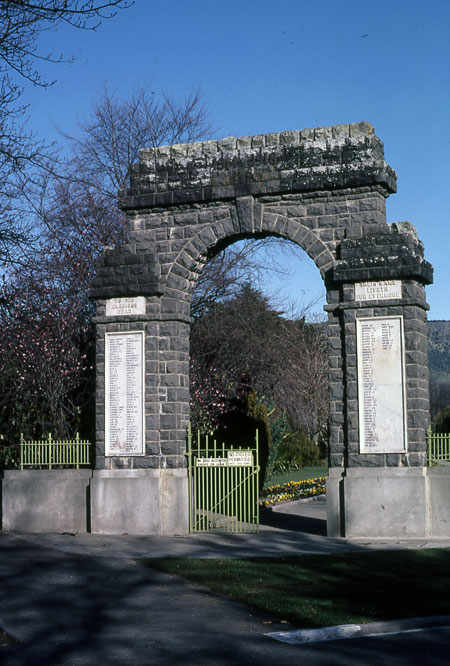 Waimate First World War memorial