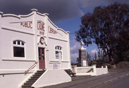 Ōtāne war memorial