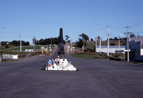 Halcombe war memorial