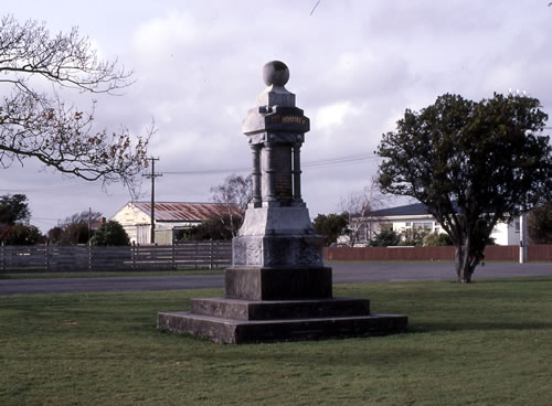 Rongotea war memorial