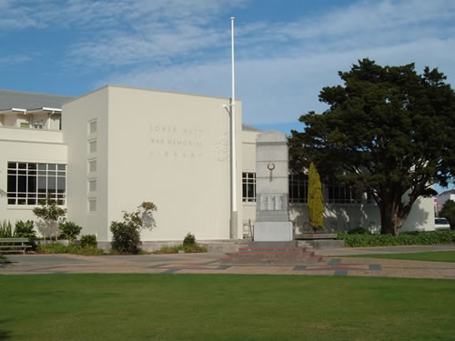 Lower Hutt war memorials