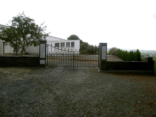Tuapeka West school, new memorial gates