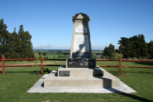 Tuturau war memorial