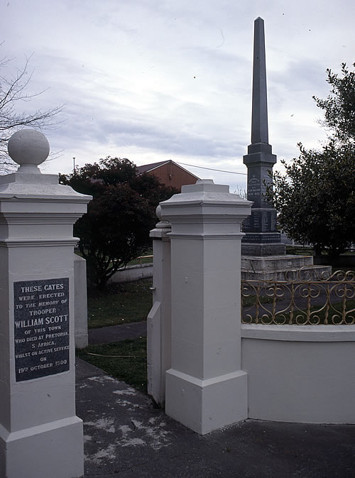 Waipukurau South African War memorial