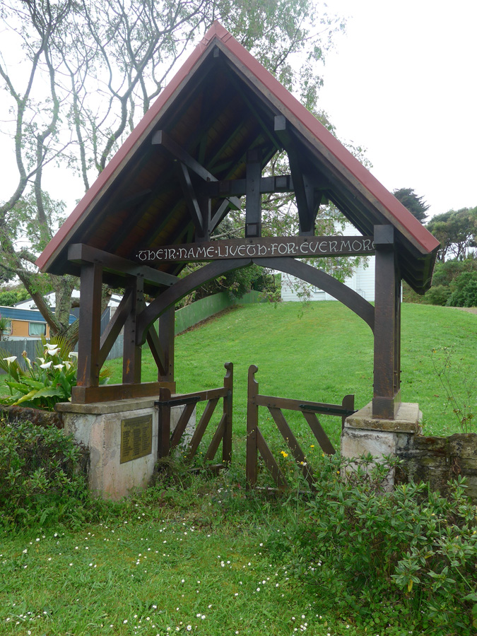Kāwhia First World War memorial lychgate