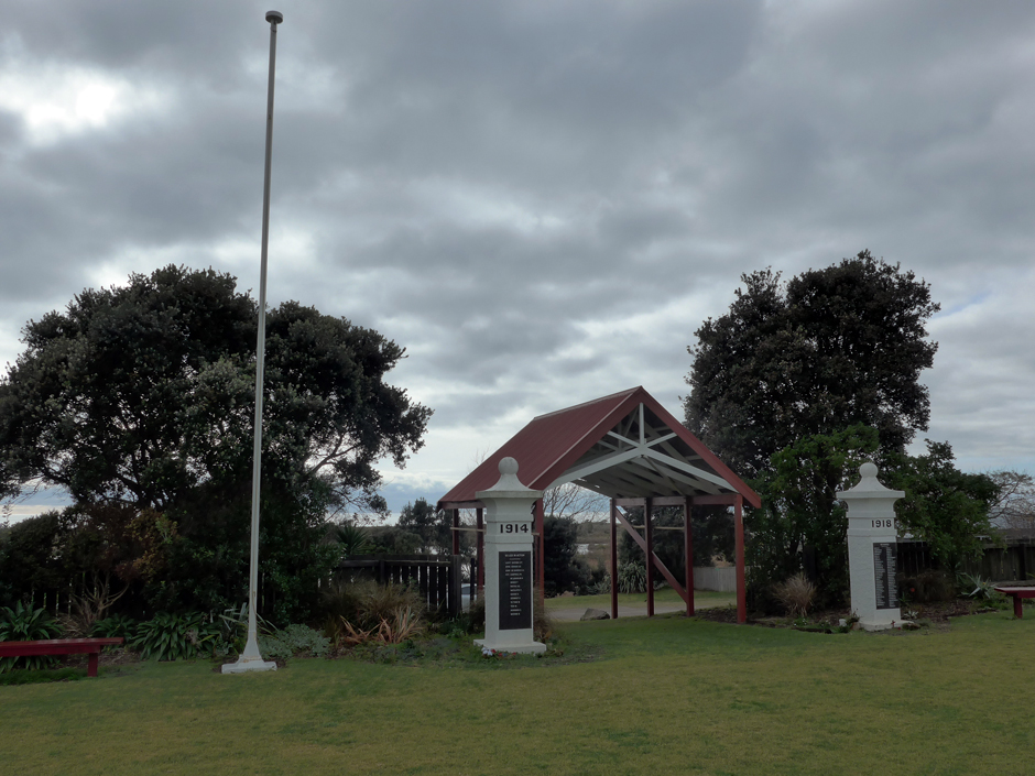 Matatā war memorial