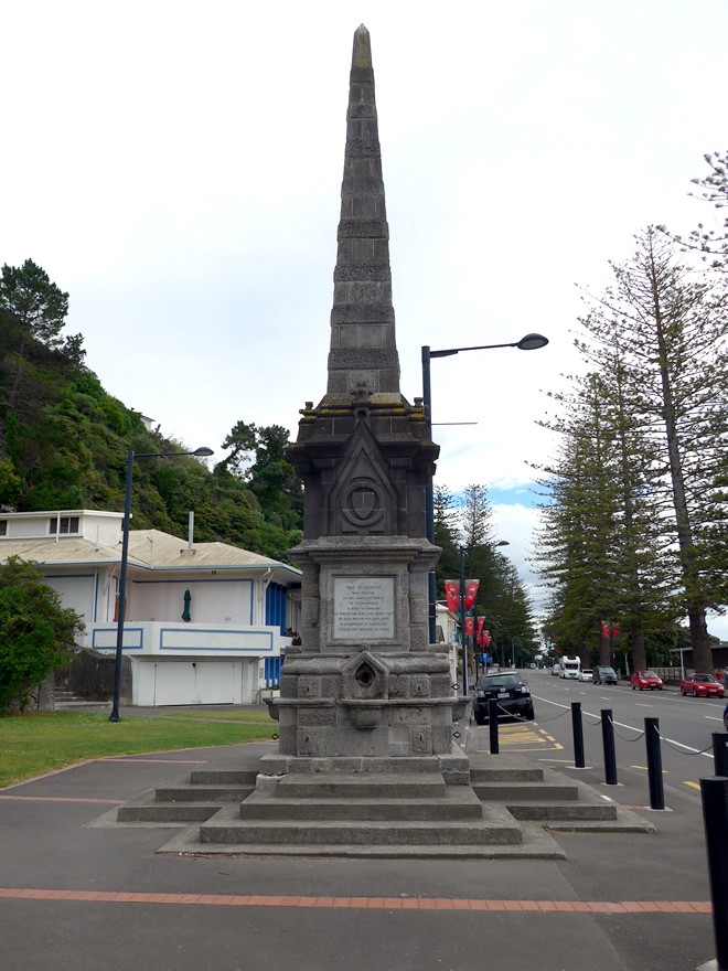 Clive flood memorial, Napier
