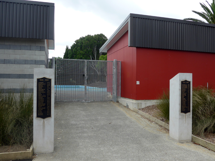 Otahuhu College memorial swimming pool