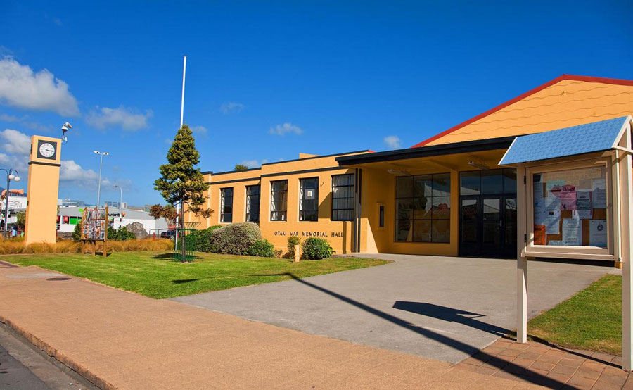 Ōtaki war memorial hall