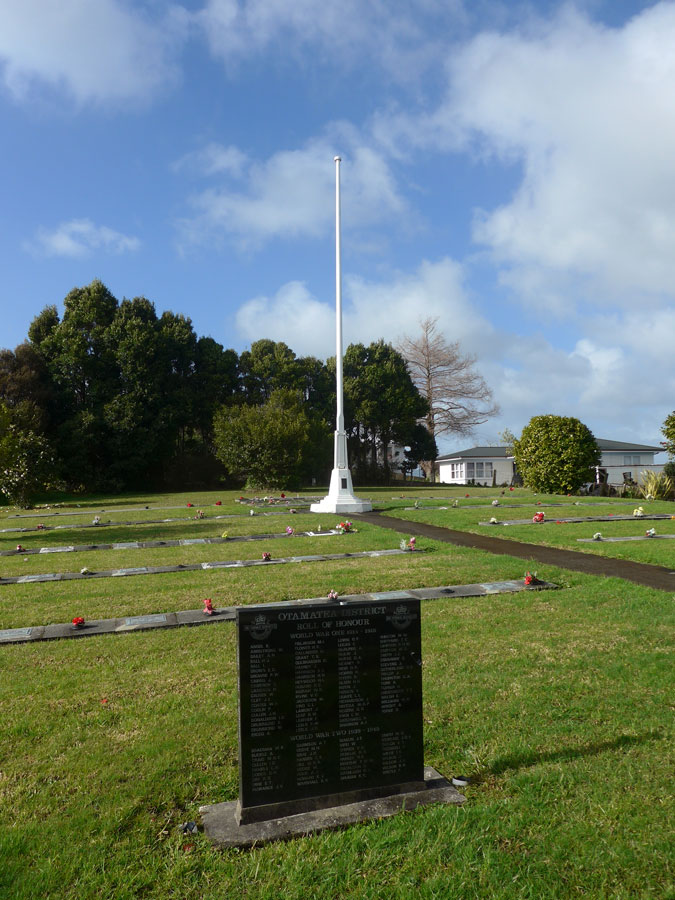 Otamatea District Roll of Honour, Maungaturoto