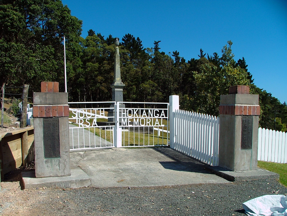 Rāwene war memorial