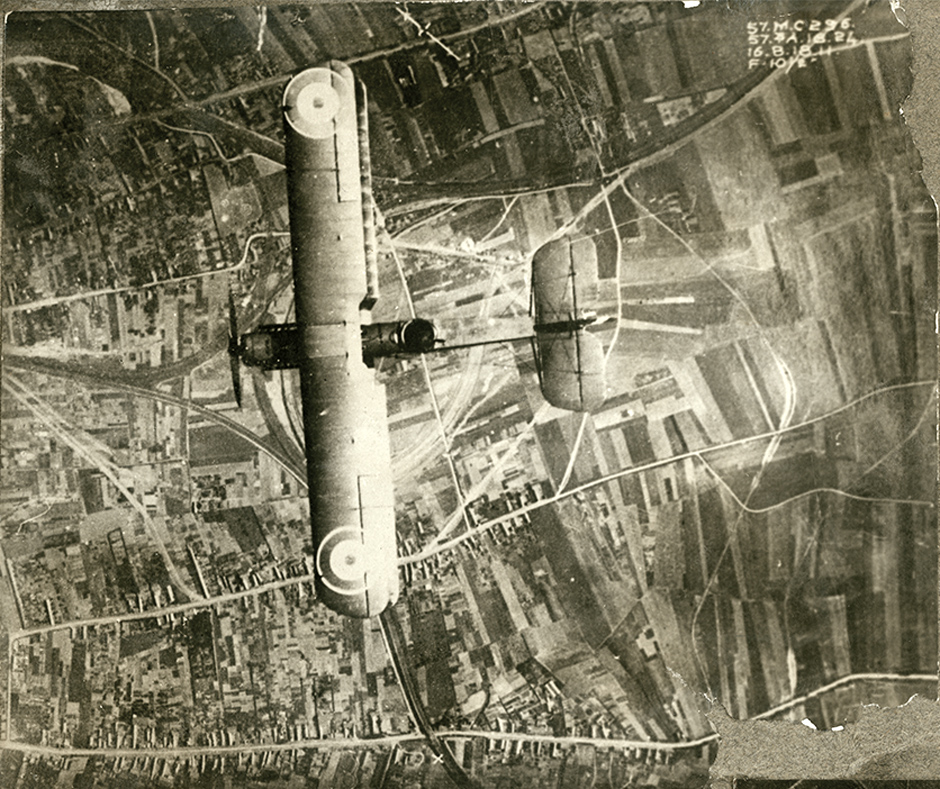 Airco DH-4 light bomber