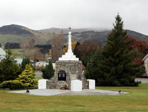 Lumsden memorial