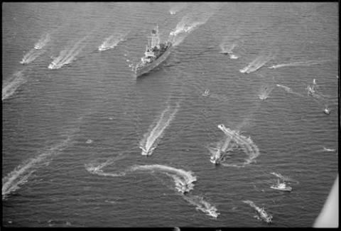 Sound clip: David Lange on nuclear ship visits