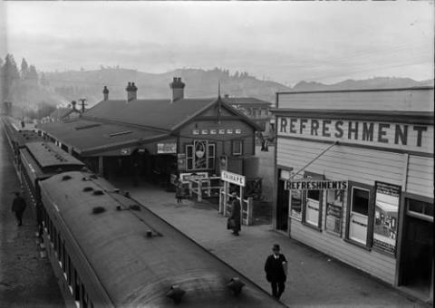 Sound clip: railway refreshments