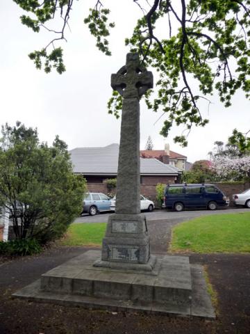 Remuera memorial (detail)