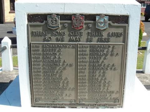 Taumarunui memorial