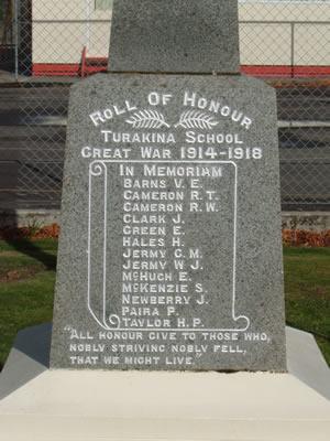 Turakina war memorial