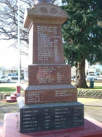 Carterton memorial
