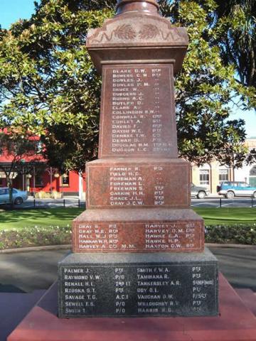 Carterton memorial
