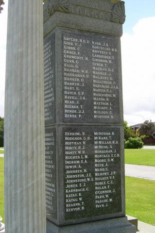 Hokitika memorial