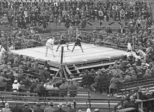 Boxing match, New Plymouth, 1930