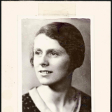 Elsie Locke