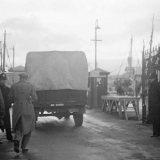 Strike-breakers enter the wharves, 1951 