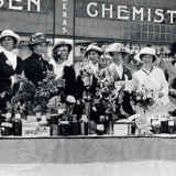 Women fundraising for Belgium, First World War