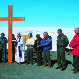 Initial Erebus memorial services