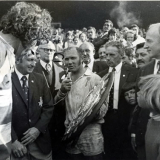 Sid Going hands over the Ranfurly Shield to Auckland