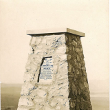 Memorial to beacon fires, Mt Maunganui