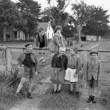 Polish and kiwi children playing