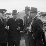 Rescue party officials at Tangiwai