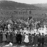 Queen welcomed at Forbury Park, Dunedin, 1954