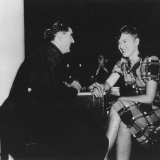 American serviceman chatting up Kiwi woman