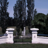 Mākaretū war memorial