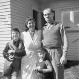 A 1940s family 