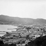 Early Wellington wharves