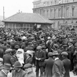 Strikers at Post Office Square, Wellington, 1913
