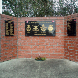 Tūākau Services war memorial