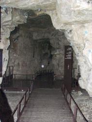 Wellington cavern, Arras