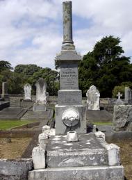 Grave of Fred Evans