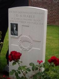 Douglas Harle's grave