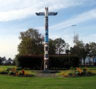 Totem pole memorial to Operation Deep Freeze