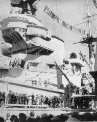 HMS <em>Ramillies</em> congratulates <em>Achilles</em>