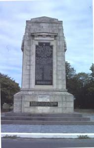Leeston war memorial