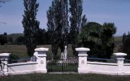 Mākaretū war memorial