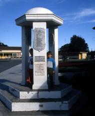 Ōtaki School war memorial