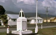 Waimangaroa war memorial